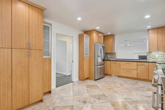 Building Photo - For Rent: Spacious Belmont Home with Upgra...