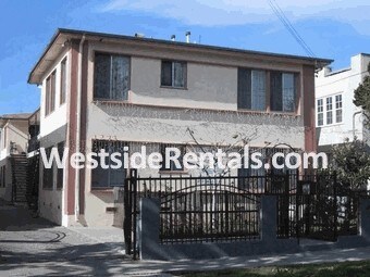 Foto principal - 1233 N Ardmore Ave