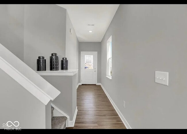 Building Photo - 15219 Farrington Rd