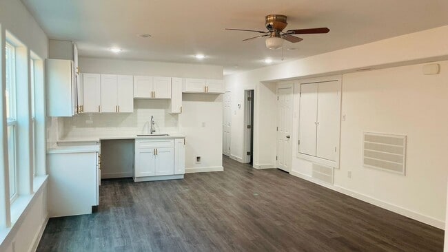 Foto del edificio - ? Live in Style: 3-Bed, 2.5-Bath Houston Home ?