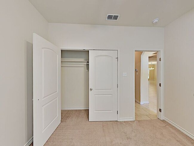 Building Photo - $1,000 Prelease Special - Call for Details