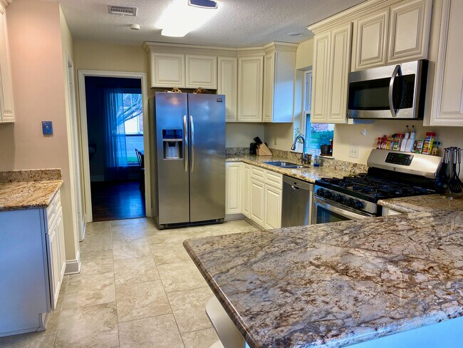 Kitchen - 75 Lisa Ave