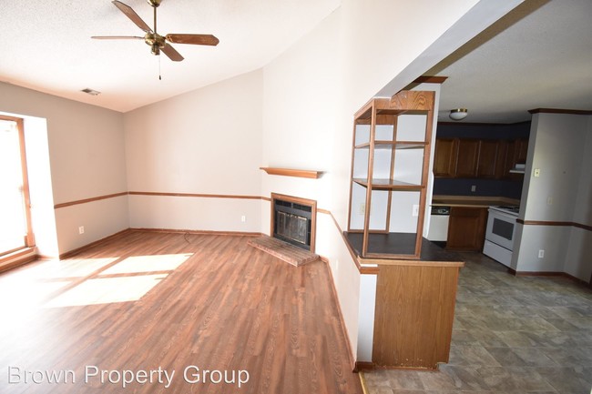 Building Photo - 150-156 Homeplace Ct