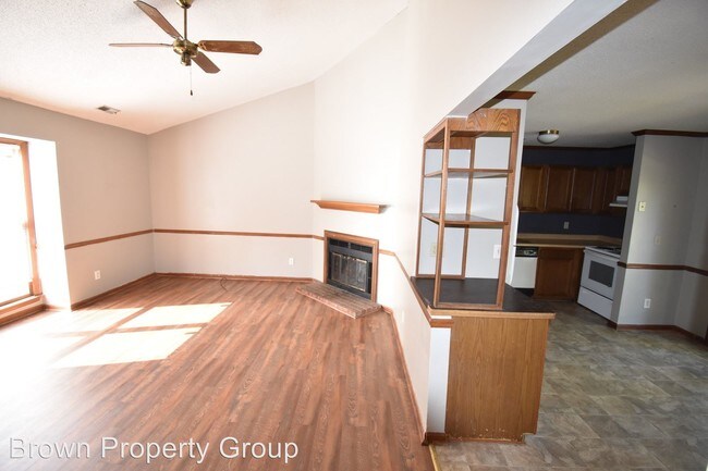 Foto del edificio - 150-156 Homeplace Ct