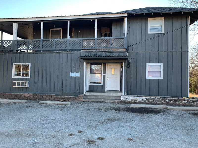 1007 N Main St Unit E, Cleburne, TX 76033 Room for Rent in Cleburne