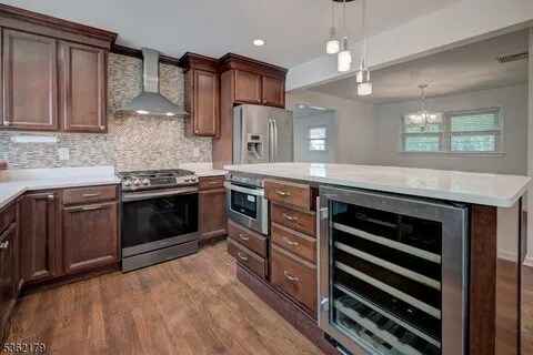 Foto del edificio - 457 Central Ave