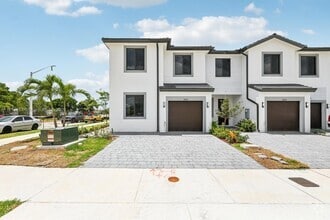 Building Photo - 18918 345th Ter