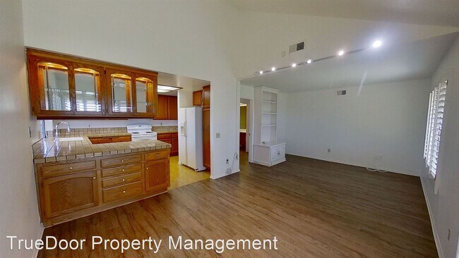 Foto del edificio - 2 br, 3 bath House - 28261 Las Casas