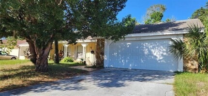 Building Photo - 12303 Partridge Hill Row