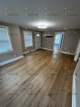 Building Photo - 455 Peart Ave