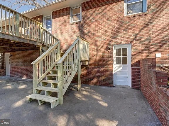 Building Photo - 302 Harris Rd