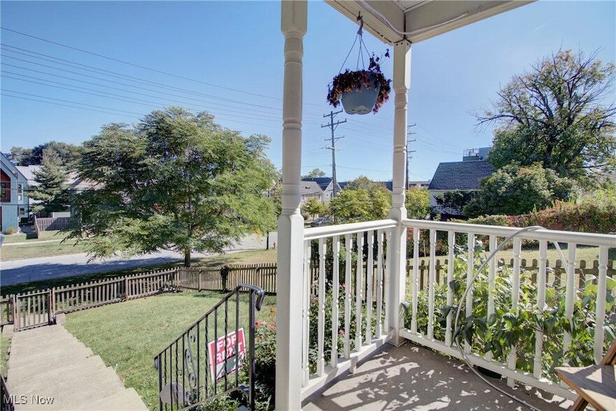 2494 W 7th St Cleveland, OH 44113 – photo 2