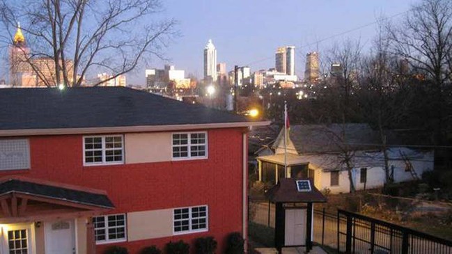 Foto del edificio - 687 Dalvigney St NW