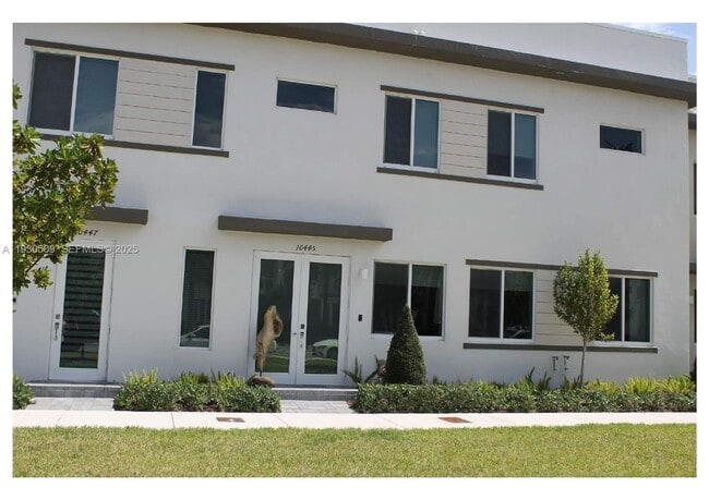 Foto del edificio - 10445 NW 66th St