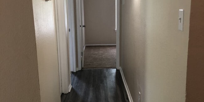 Photo - 612 London place Apartment