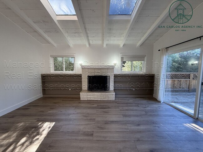 Foto del edificio - Cute and Recently Remodeled Carmel-by-the-Sea Cottage