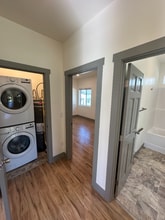 Building Photo - 1017 Pullman St