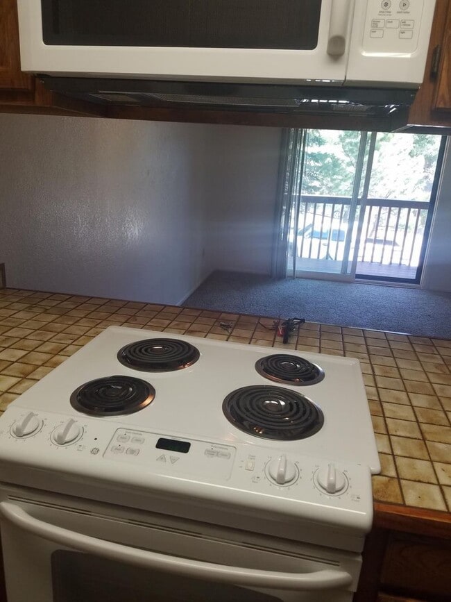 Building Photo - 1 Bedroom 1 Bath Condo near Animas Mountai...