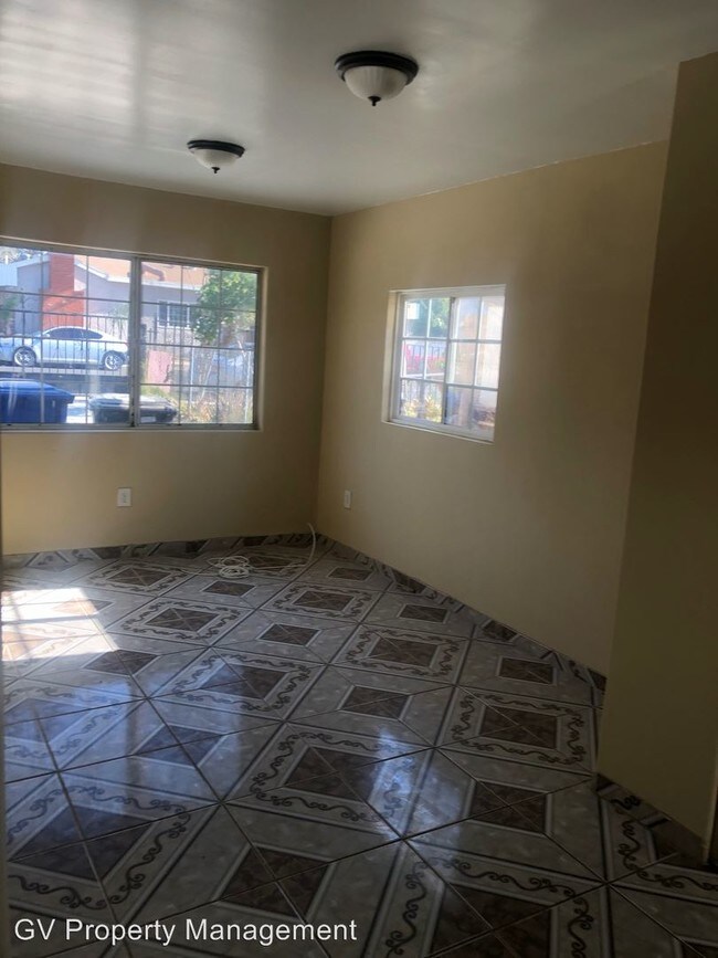 Building Photo - 3 br, 1.5 bath Apartment - 12827 Herrick Ave