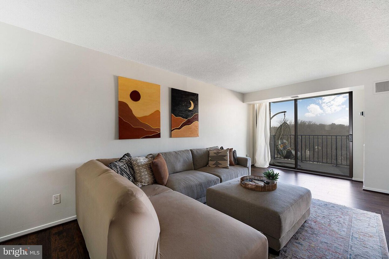 2300 Pimmit Dr Unit 1219, Falls Church, VA 22043 Apartment for Rent