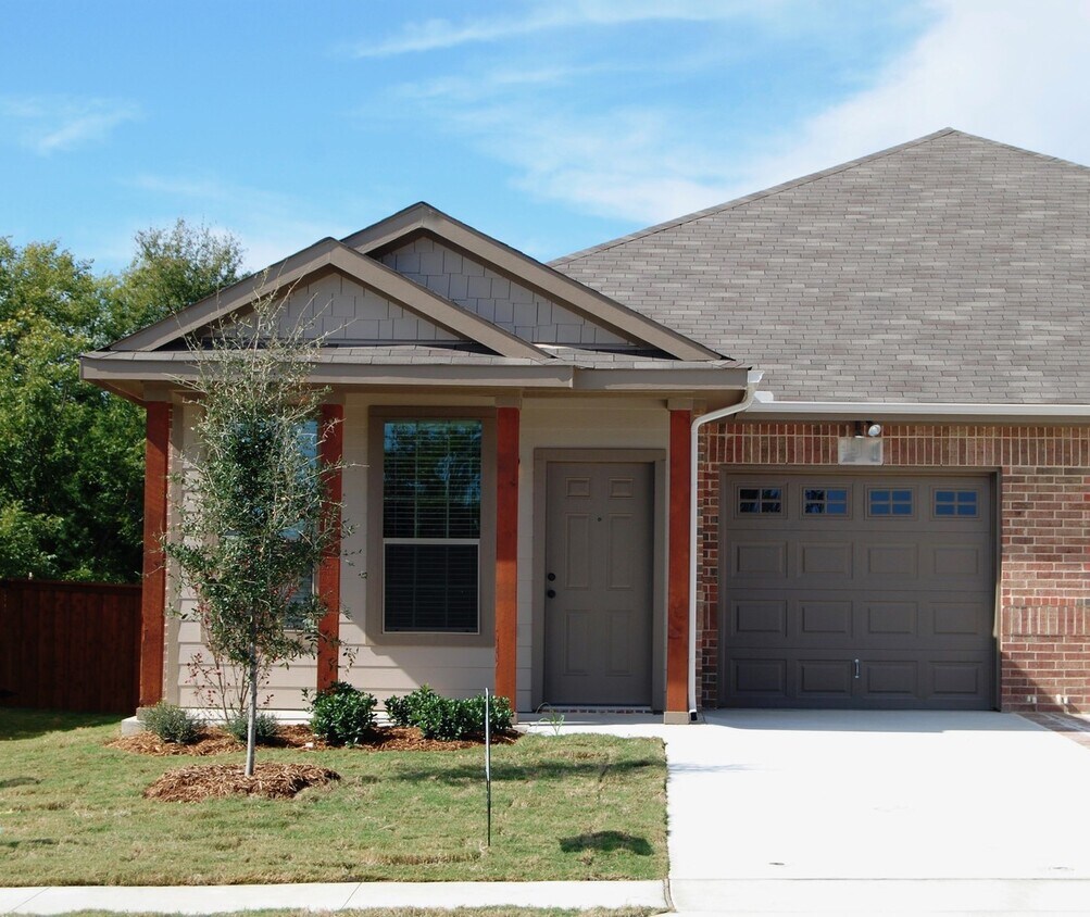 Primary Photo - 393 Orbit Dr