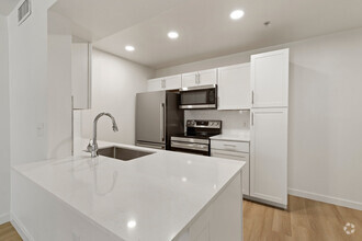 Building Photo - Pointe at North Penn