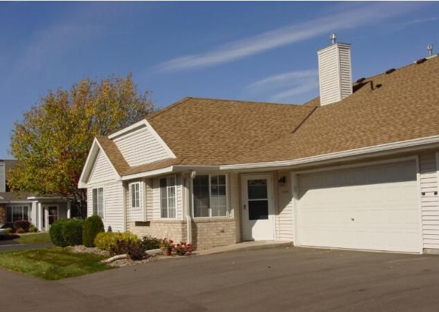 Primary Photo - 4134 Ruby Ln