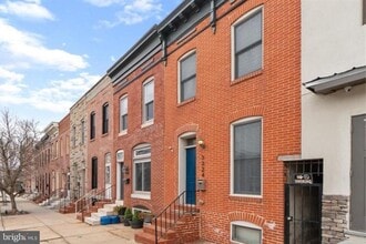 Building Photo - 3324 Foster Ave