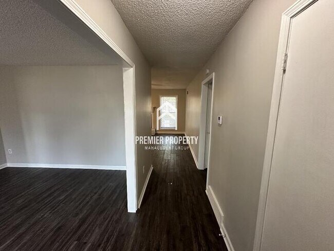 Building Photo - 4125 Berrybrook Rd