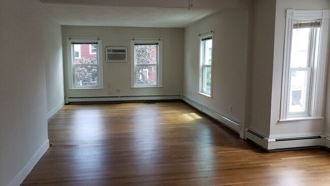 Living - 3 Gorham St
