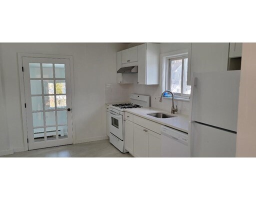 Building Photo - 63 Glendower Rd