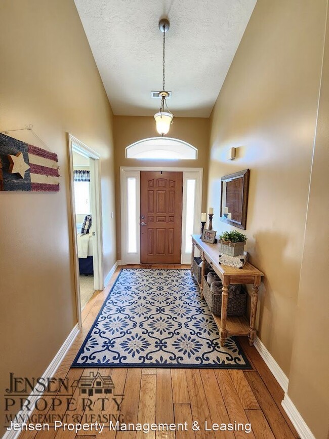 Building Photo - 4 br, 3 bath House - 1854 Stonebridge Driv...