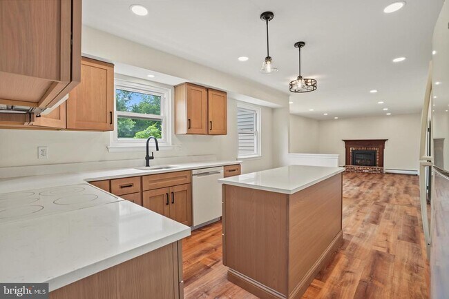 Foto del edificio - 1324 Quarry Hall Rd