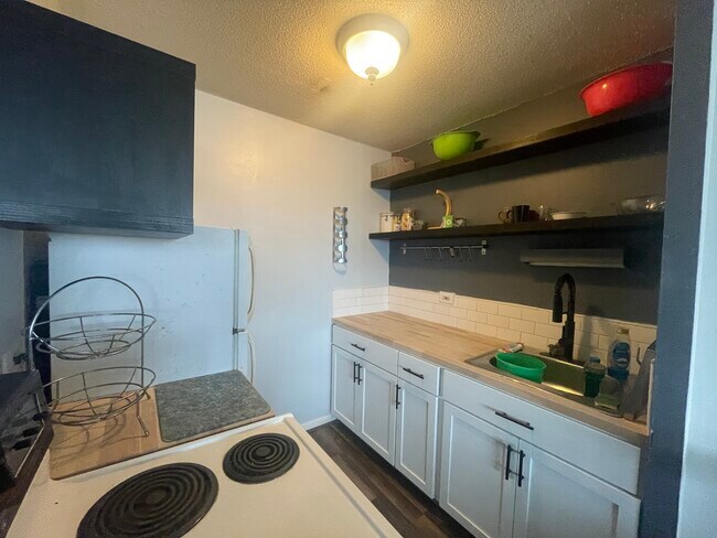 Foto del edificio - 2728 N Hampden Ct