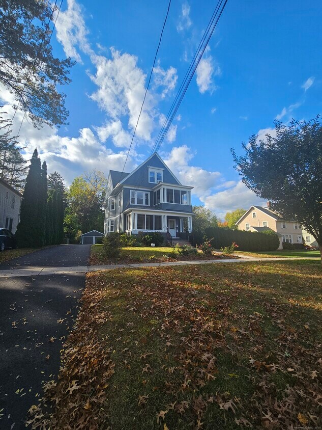 Foto principal - 405 Main St