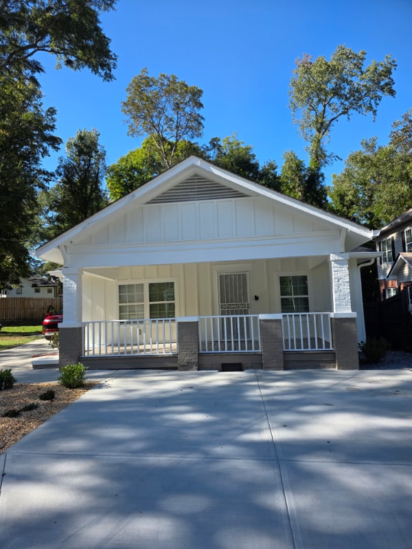 Primary Photo - 9 Sims Ave NW