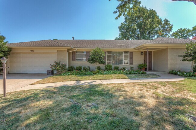 Building Photo - 5833 S Joplin Ave