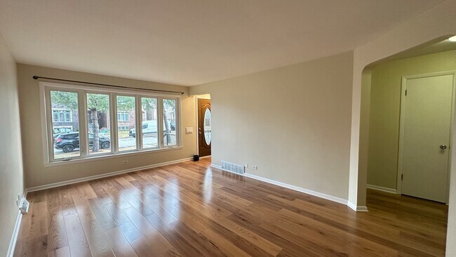 Foto del edificio - 7520 W Carmen Ave