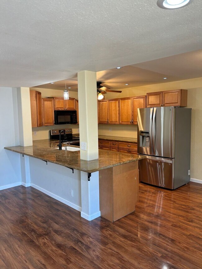 Foto del edificio - Updated 3 Bedroom 2 Bathroom Single Family...