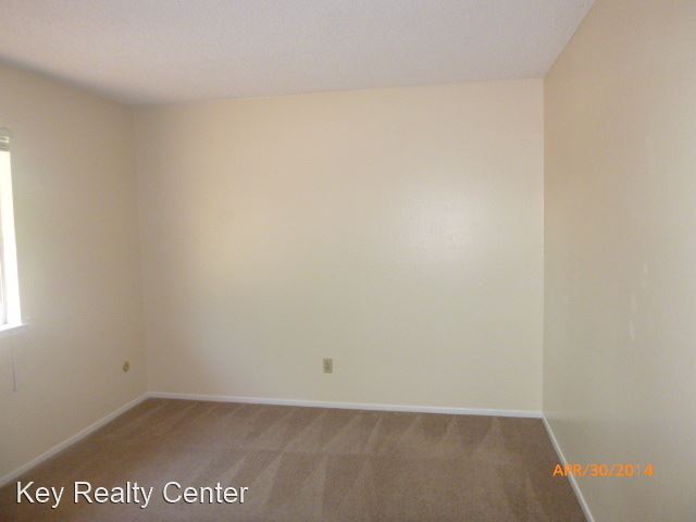 Building Photo - 2 br, 1 bath House - 8943 El Mirador Drive #3
