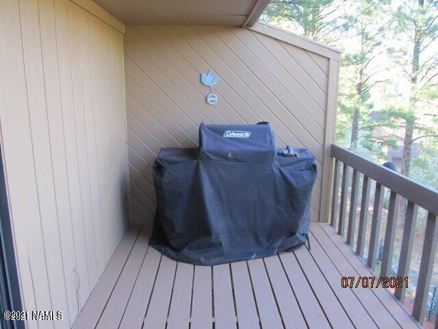 Building Photo - 2422 N Whispering Pines Way