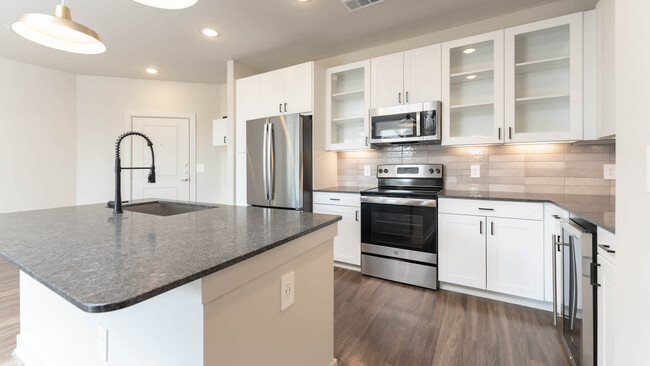 Kitchen with Stainless Steel Appliances - Trailwinds Grapevine