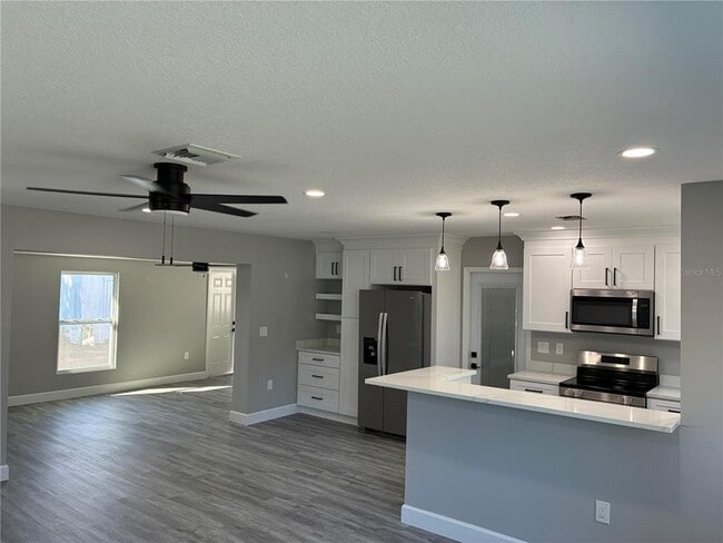 Building Photo - 9024 2nd St N