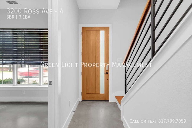 Building Photo - 3200 Ross Ave