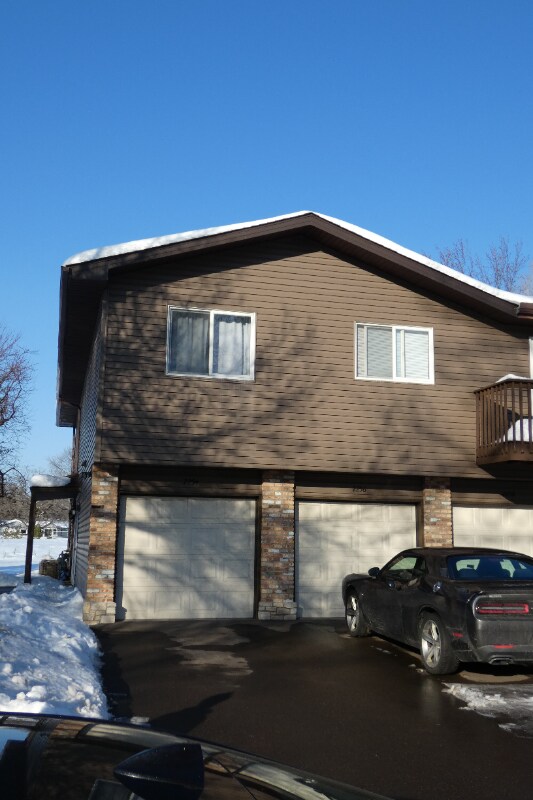 2256 Pinehurst St, Stillwater, MN 55082 Condo for Rent in Stillwater