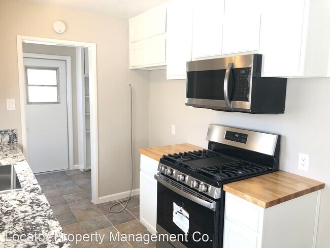 Building Photo - 3 br, 1 bath House - 2637 Spruce St
