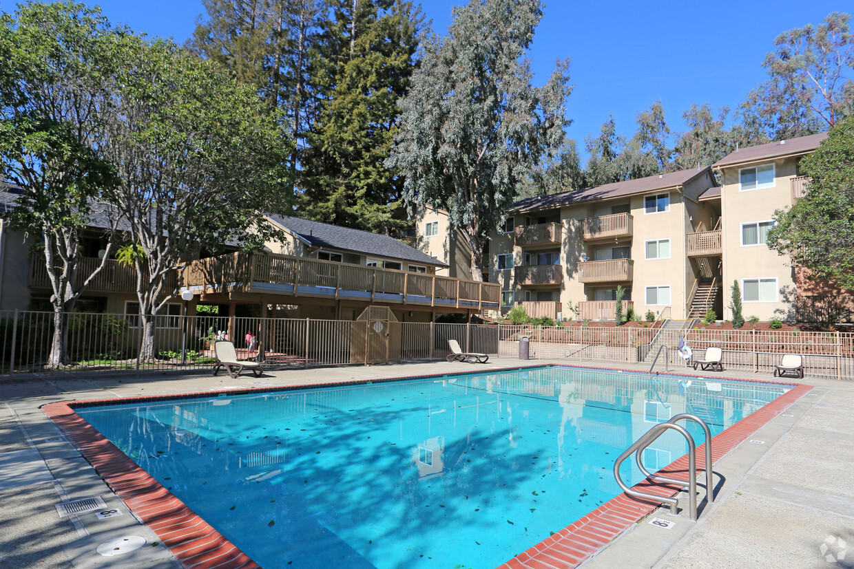 Crestview Terrace Apartments - Hayward, CA | Apartments.com