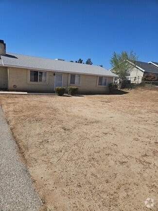 Building Photo - 18615 Willow St
