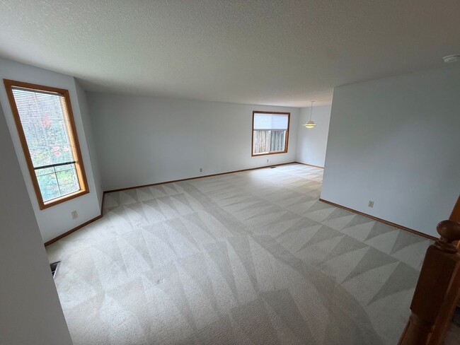 Foto del edificio - 1835 NE 56th Ave