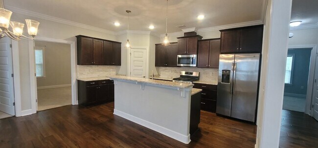 Building Photo - 2502 Tippecanoe Ridge